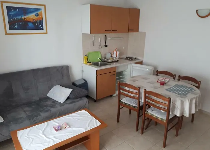 Seaside דירה ביוגראד נה מורו